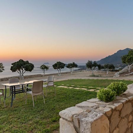 Mathios Apartments Falassarna Фаласарна Экстерьер фото