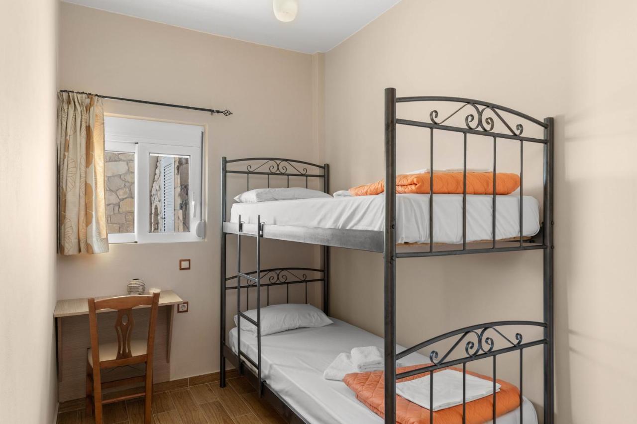 Mathios Apartments Falassarna Фаласарна Экстерьер фото
